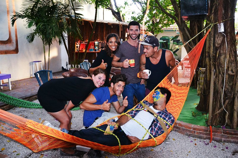 The Yak Hostel Playa del Carmen Exterior foto